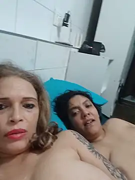 2Juicy_pussy Pertunjukan Webcam