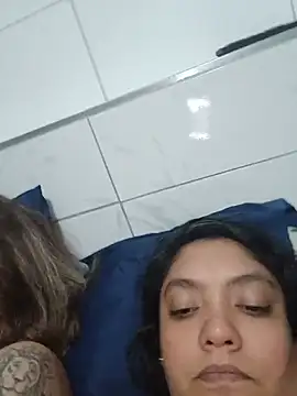 2Juicy_pussy Adlı Modelin Web Kamerası Şovu
