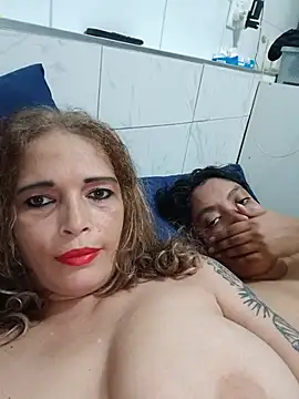 2Juicy_pussy Adlı Modelin Web Kamerası Şovu