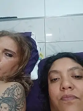 2Juicy_pussy 网络视讯表演