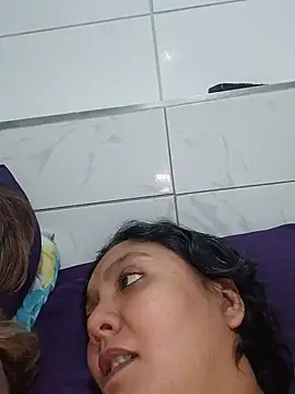 2Juicy_pussy Webcam-Show