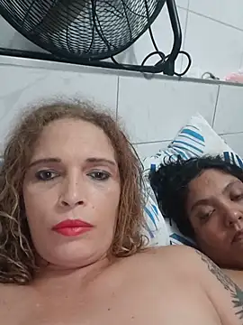 2Juicy_pussy 网络视讯表演