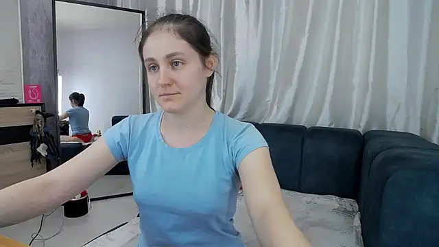 Holliy_Cooper Adlı Modelin Canlı XXX Sohbeti