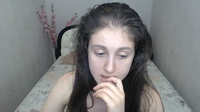 Chat +18 de Holliy_Cooper ao vivo