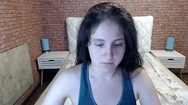 Chatroom XXX en direct de Holliy_Cooper