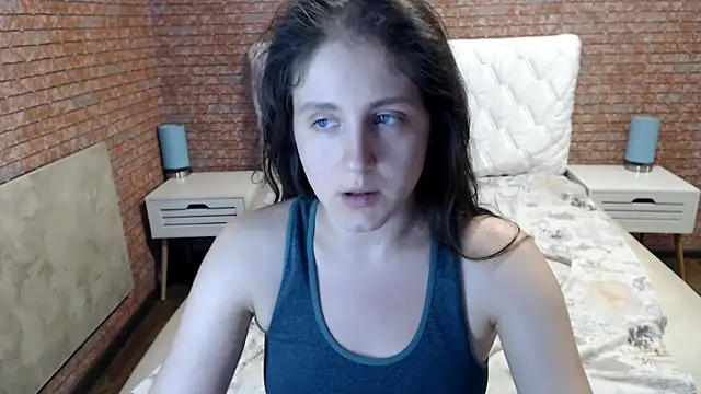 Chat XXX en directo de Holliy_Cooper