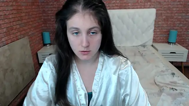 XXX chat uživo modela Holliy_Cooper