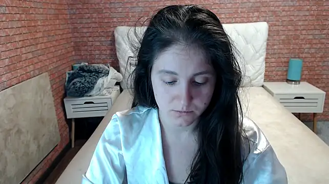 Holliy_Cooper Adlı Modelin Canlı XXX Sohbeti