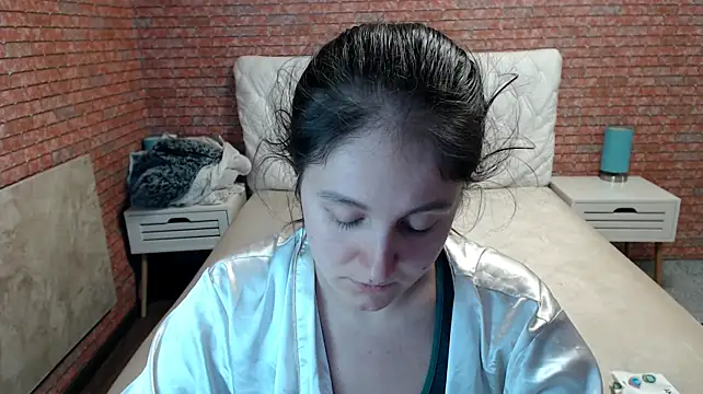 Holliy_Cooper Chat XXX live