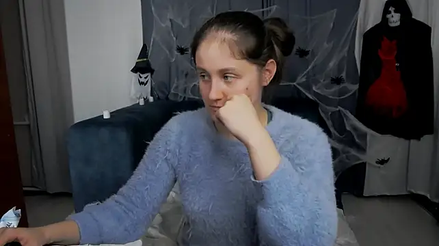 Holliy_Cooper – Naživo XXX chat