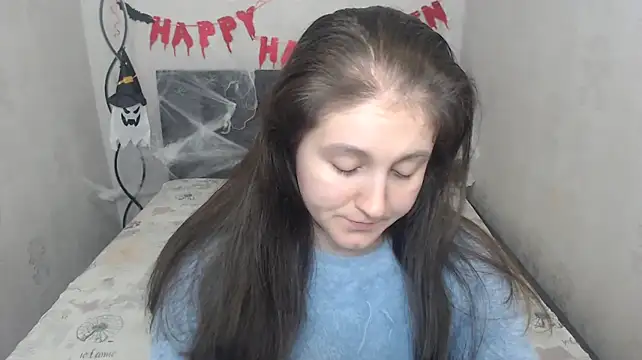 Czat XXX na żywo – Holliy_Cooper