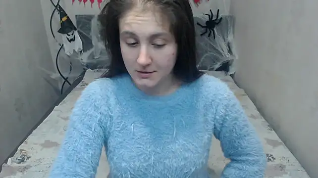 Holliy_Coopern Live XXX chat