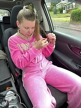 Webkamerová show LittleKateBJ