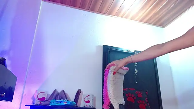 DULCE_ZOE Show in webcam