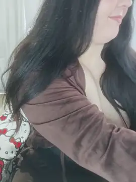 ErikaVlovely লাইভ চ্যাট রুম