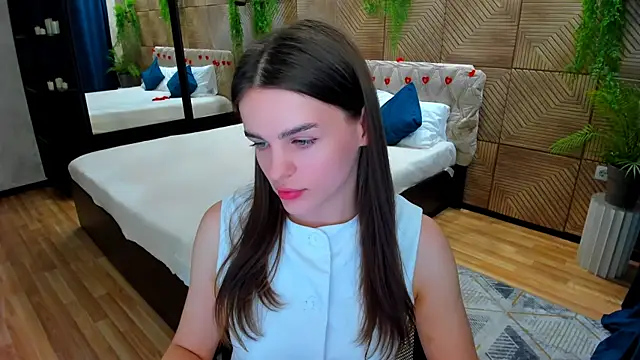 FinalAccord Adlı Modelin Canlı XXX Sohbeti