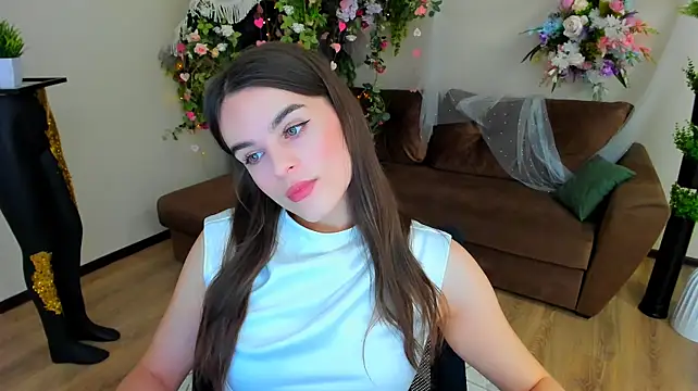 FinalAccord Adlı Modelin Canlı XXX Sohbeti