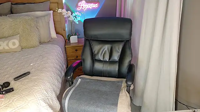 Lenaxox's Webcam Show