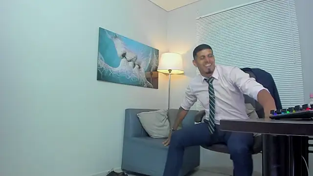 הופעת וובקאם של vincen_jose