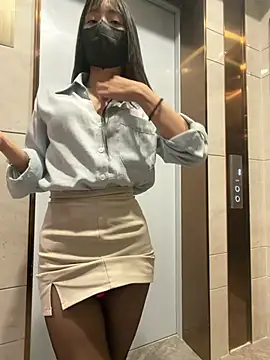 xiao-Lin Show in webcam