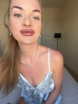 ElenaRebellen Webbikameraesitys