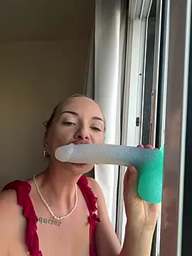 Czat XXX na żywo – ElenaRebelle