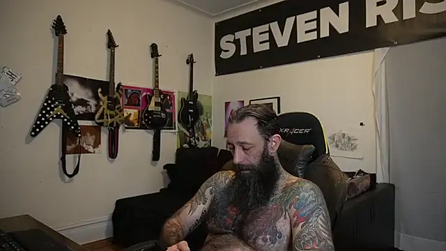 Živá chatovací místnost StevenRiseNYC
