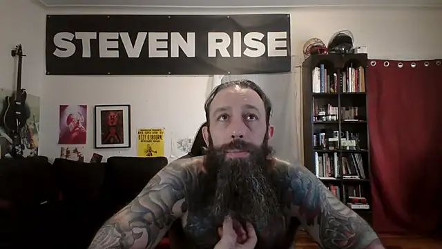 StevenRiseNYC Show in webcam