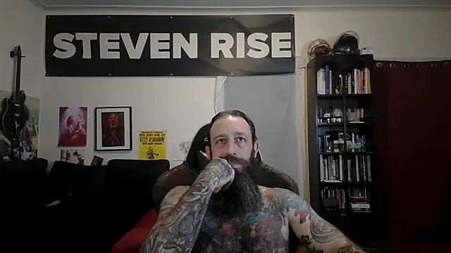 StevenRiseNYC: διαδικτυακό σόου στην κάμερα