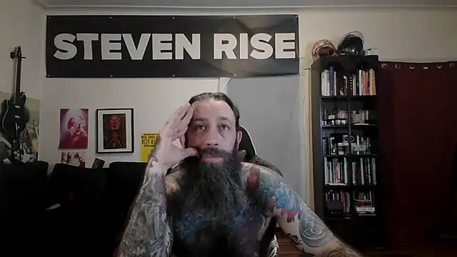 StevenRiseNYC Show in webcam