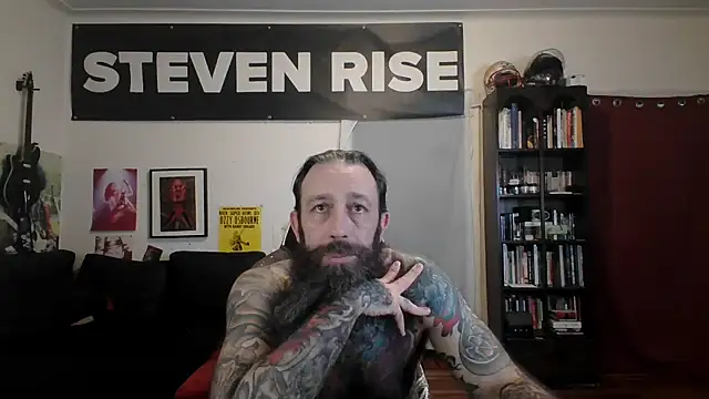 StevenRiseNYC Show in webcam