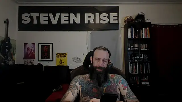 StevenRiseNYC Show in webcam