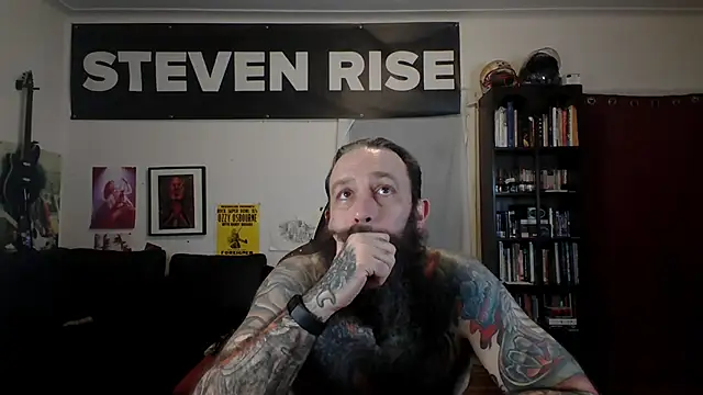 StevenRiseNYC: διαδικτυακό σόου στην κάμερα