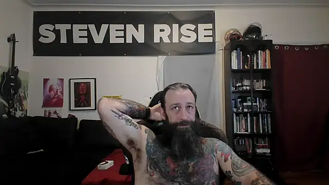 StevenRiseNYC Show in webcam