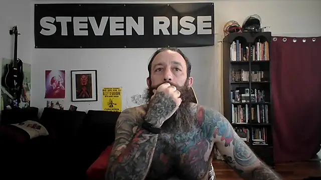 StevenRiseNYC Show in webcam
