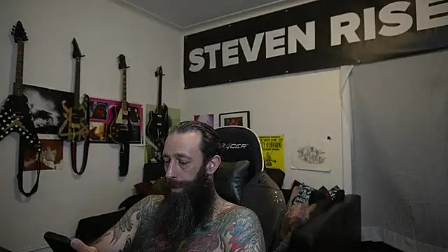 הופעת וובקאם של StevenRiseNYC
