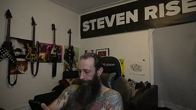 הופעת וובקאם של StevenRiseNYC