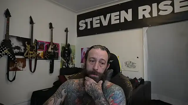 הופעת וובקאם של StevenRiseNYC