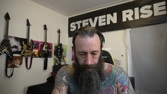 Pertunjukan Kamera Web StevenRiseNYC