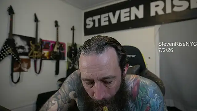 הופעת וובקאם של StevenRiseNYC