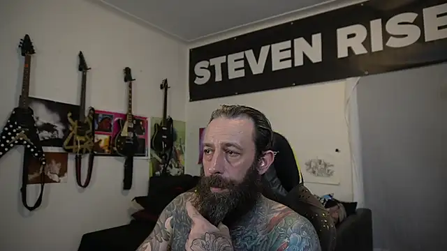 Pertunjukan Kamera Web StevenRiseNYC