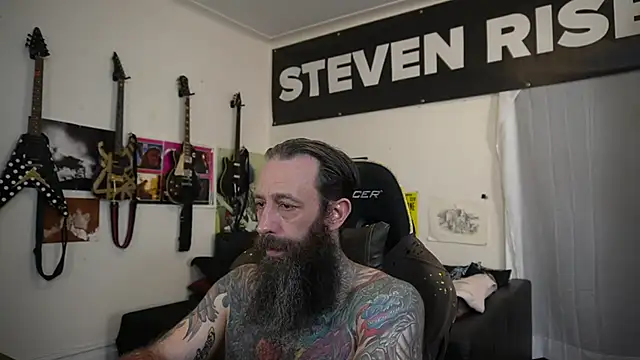 הופעת וובקאם של StevenRiseNYC