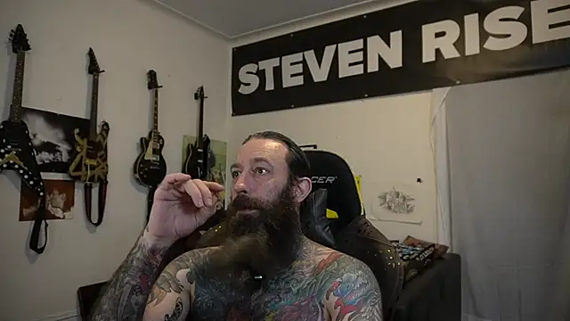 הופעת וובקאם של StevenRiseNYC
