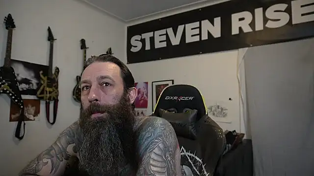 הופעת וובקאם של StevenRiseNYC