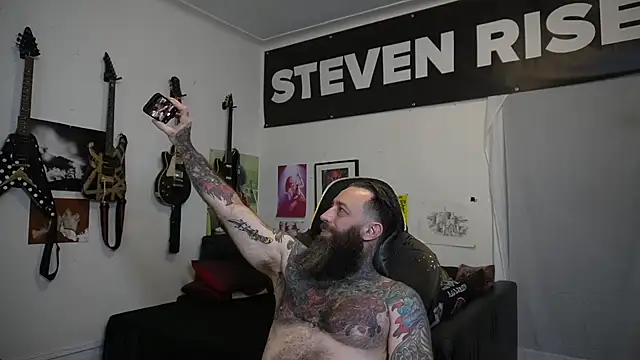 הופעת וובקאם של StevenRiseNYC
