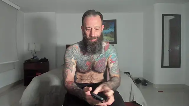 StevenRiseNYC Show in webcam