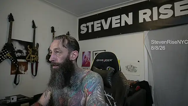 הופעת וובקאם של StevenRiseNYC