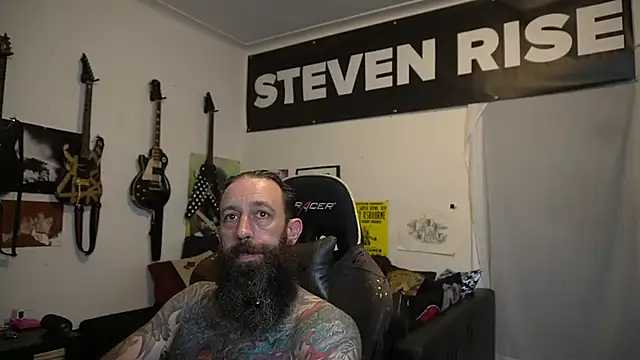 StevenRiseNYC Show in webcam
