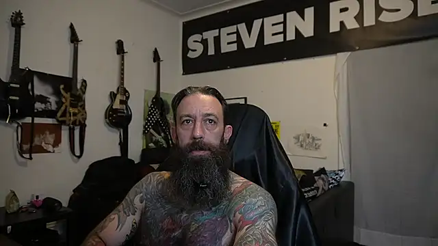 הופעת וובקאם של StevenRiseNYC