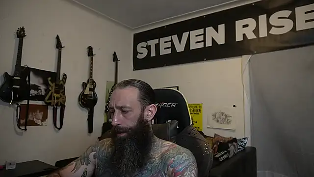 Show modela StevenRiseNYC na web-kameri